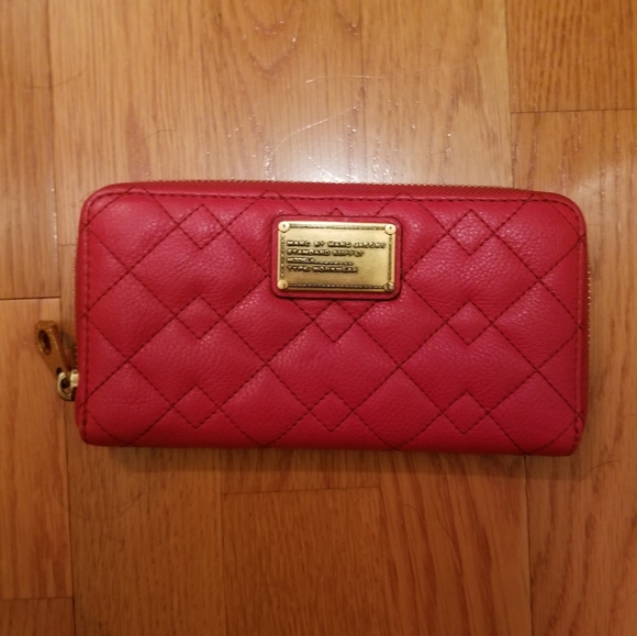 Marc by Marc Jacobs quilted zip wallet - Picture 3 of 13